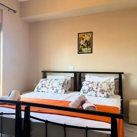 Apartment Seaview Junis Sarande