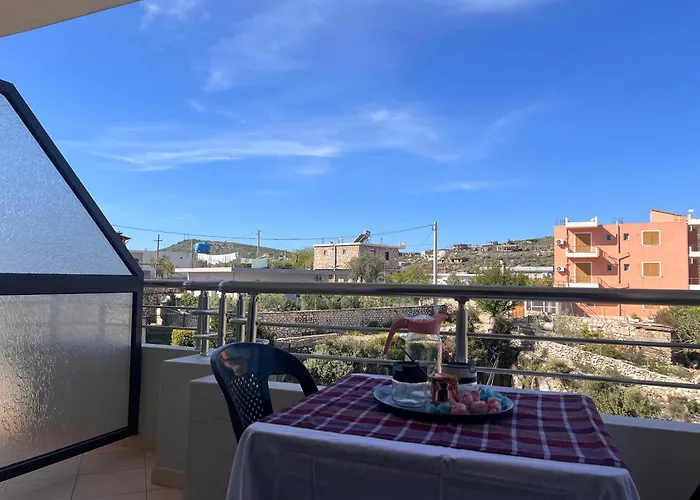 Seaview Junis Saranda