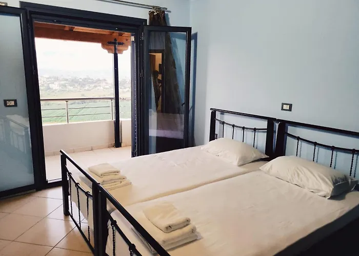 Seaview Junis Saranda